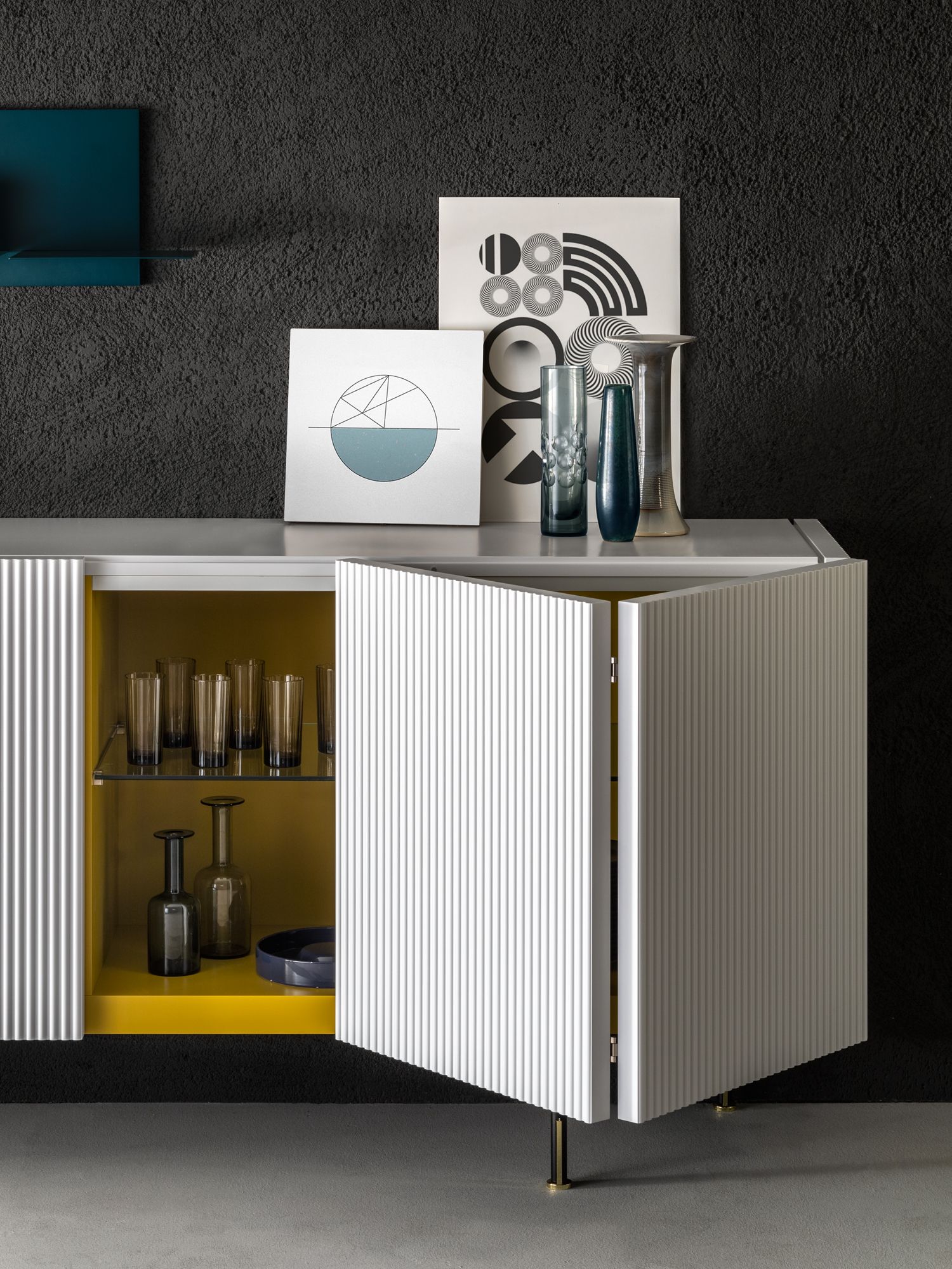 Деревянный шкаф с раздвижными дверями Capo d’Opera Aero ARCH-00129831 - Вид №2