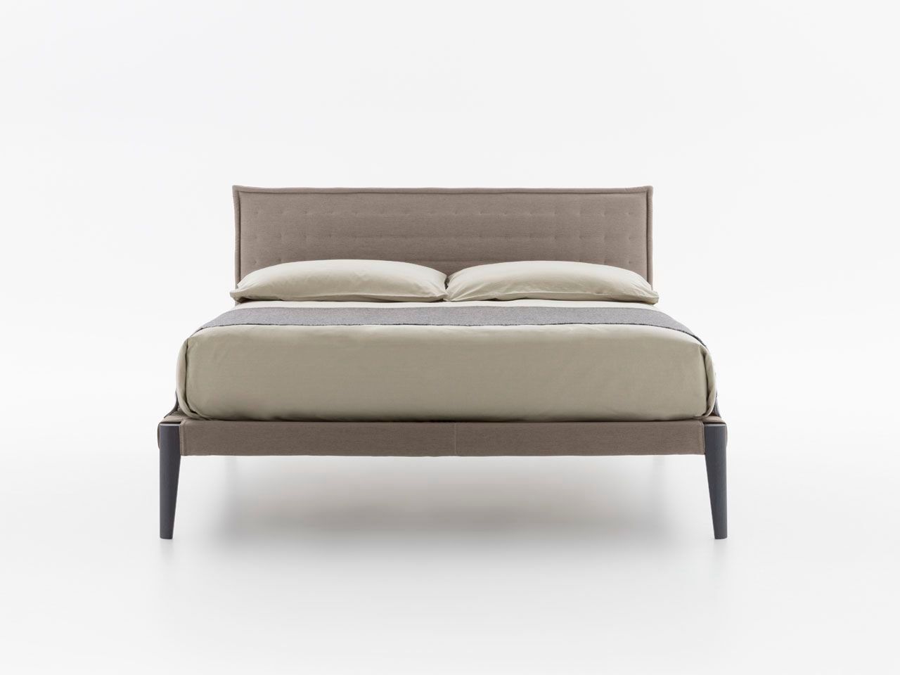 Двуспальная кровать из ткани с капитонным изголовьем Pianca SPILLO ARCH-00117567