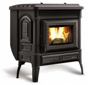 LA NORDICA EXTRAFLAME Пеллетная вентилируемая печь из эмалированного чугуна