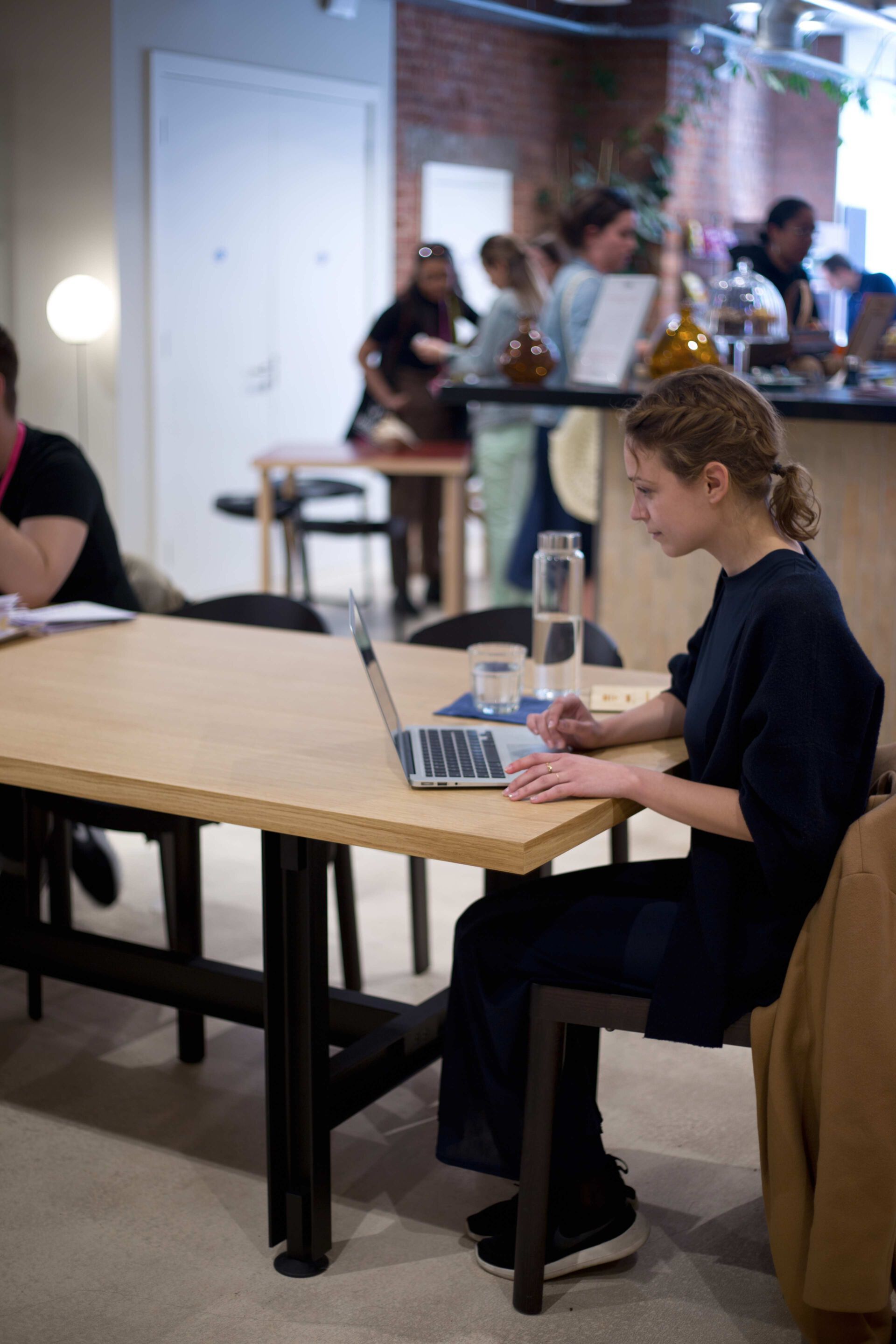 Стальной прямоугольный стол для совещаний Established&Sons Beam ARCH-00050827 - Вид №1