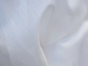 LELIEVRE Ткань из однотонной ткани trevira® cs Contract 18