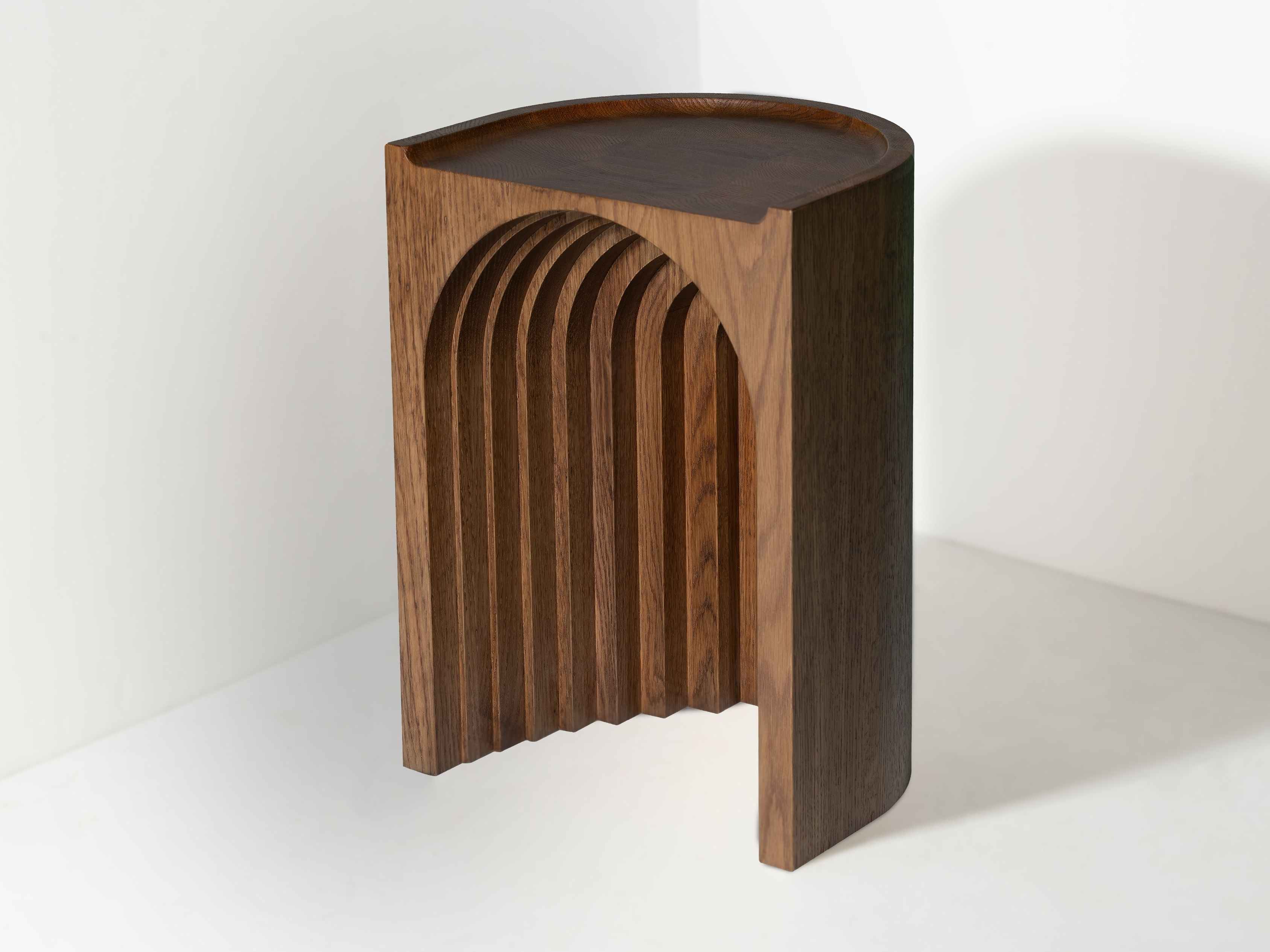 Дубовый табурет Movimento Gallery REVELO ARCH-00078970