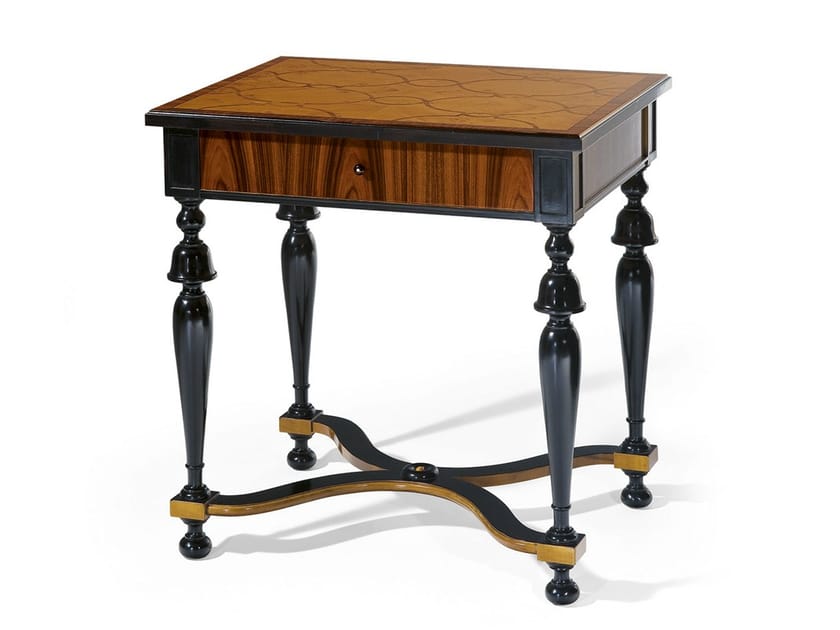 Журнальный столик из инкрустированного Тиса и розового дерева OAK Галерея ARCH-00152383