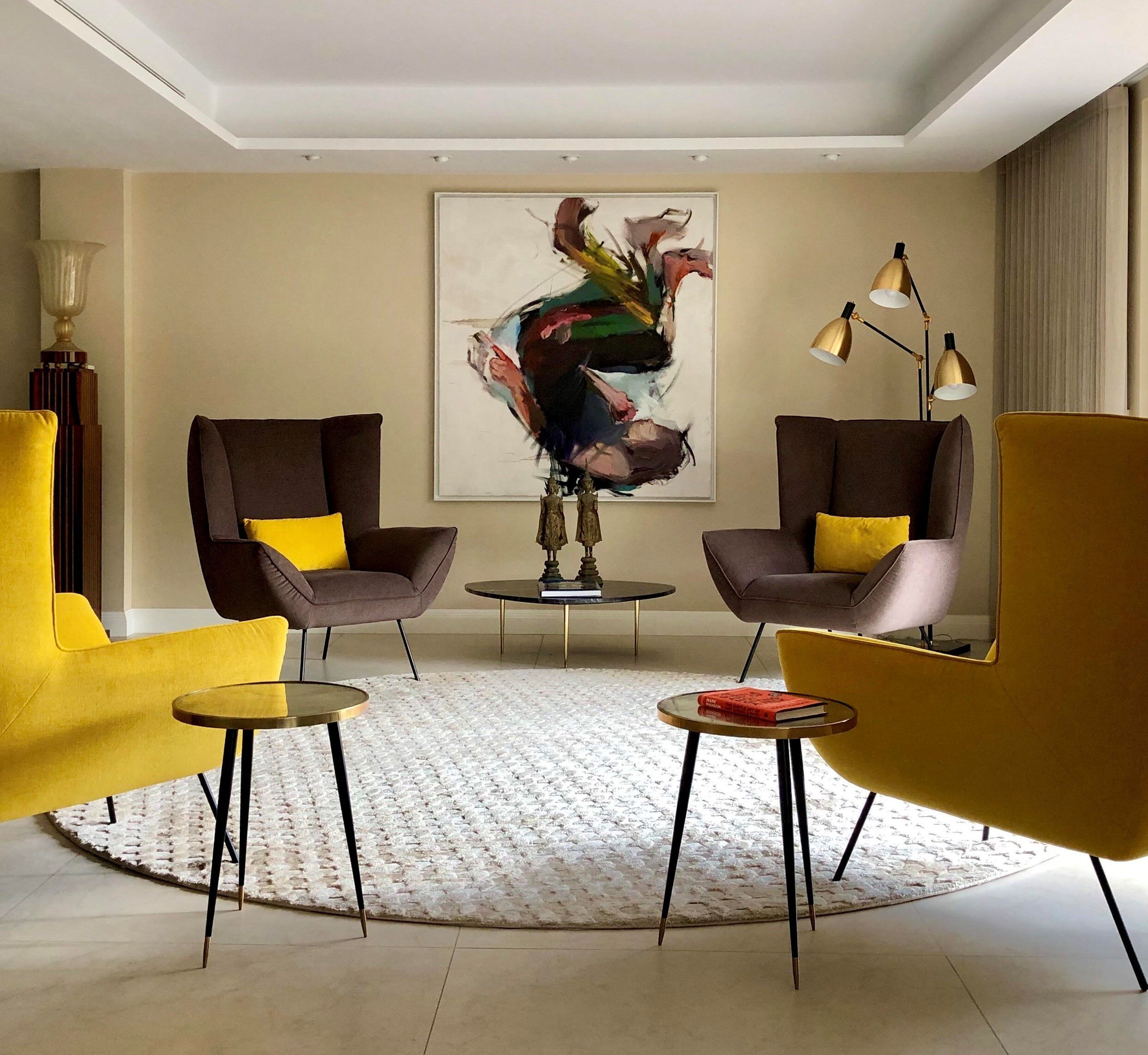 Журнальный столик из ламинированного стекла с полированным латунным профилем Jover+Valls Antique Boutique-Twist ARCH-00110395 - Вид №3