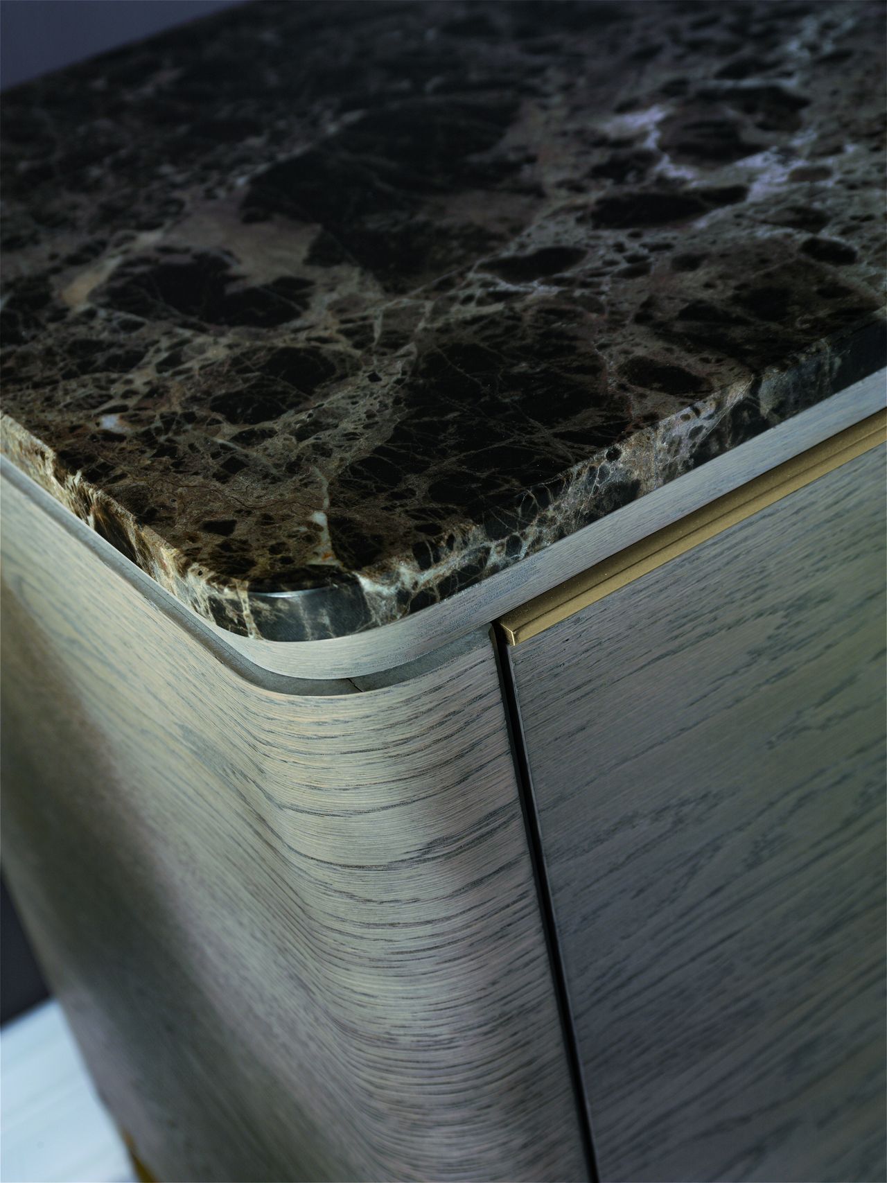 Деревянный шкаф с распашными дверями и мраморной столешницей Hurtado Evolution ARCH-00013915 - Вид №2