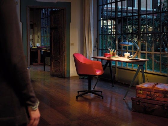 Спицевое вращающееся кресло VITRA Softshell Chair ARCH-00073508 - Вид №1