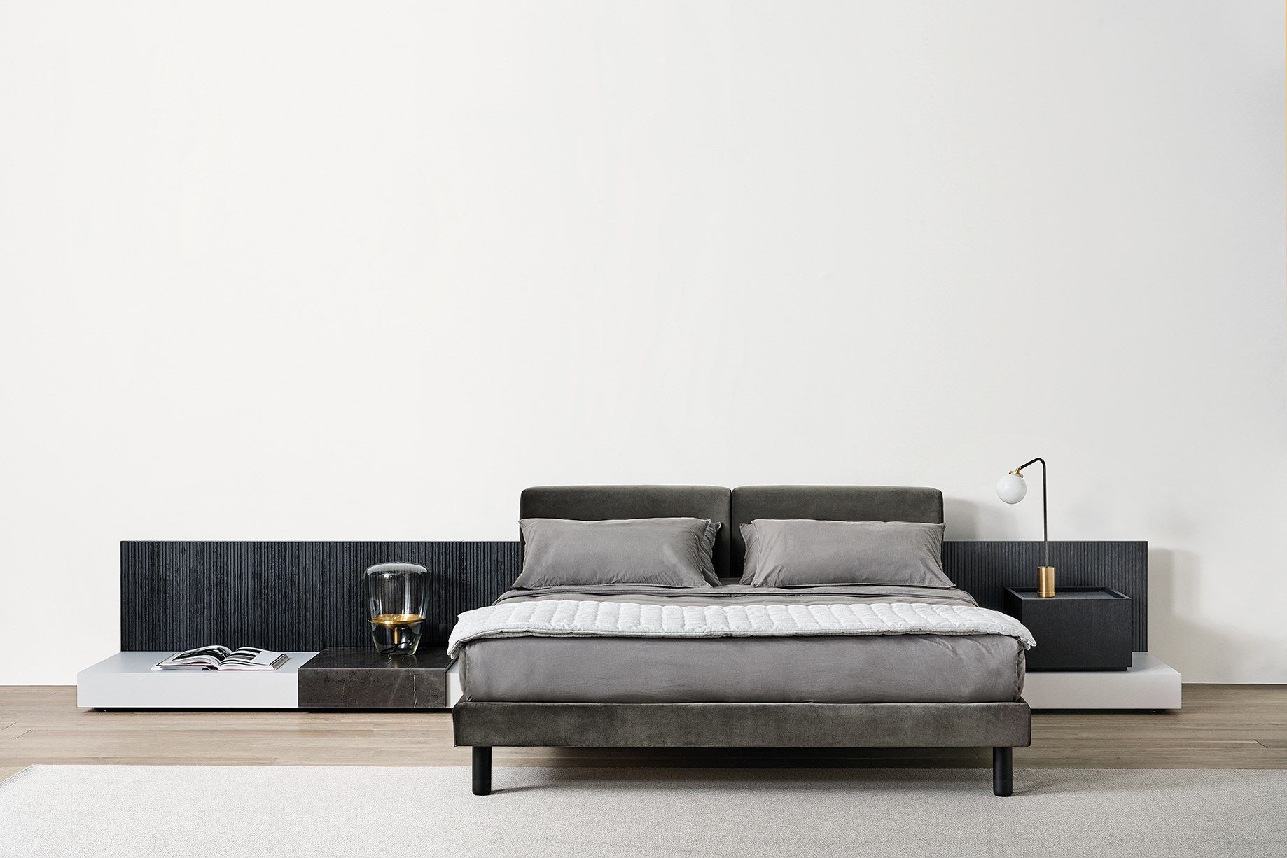 Секционная мягкая текстильная кровать с спинкой Meridiani ARCH-00049119 - Вид №2