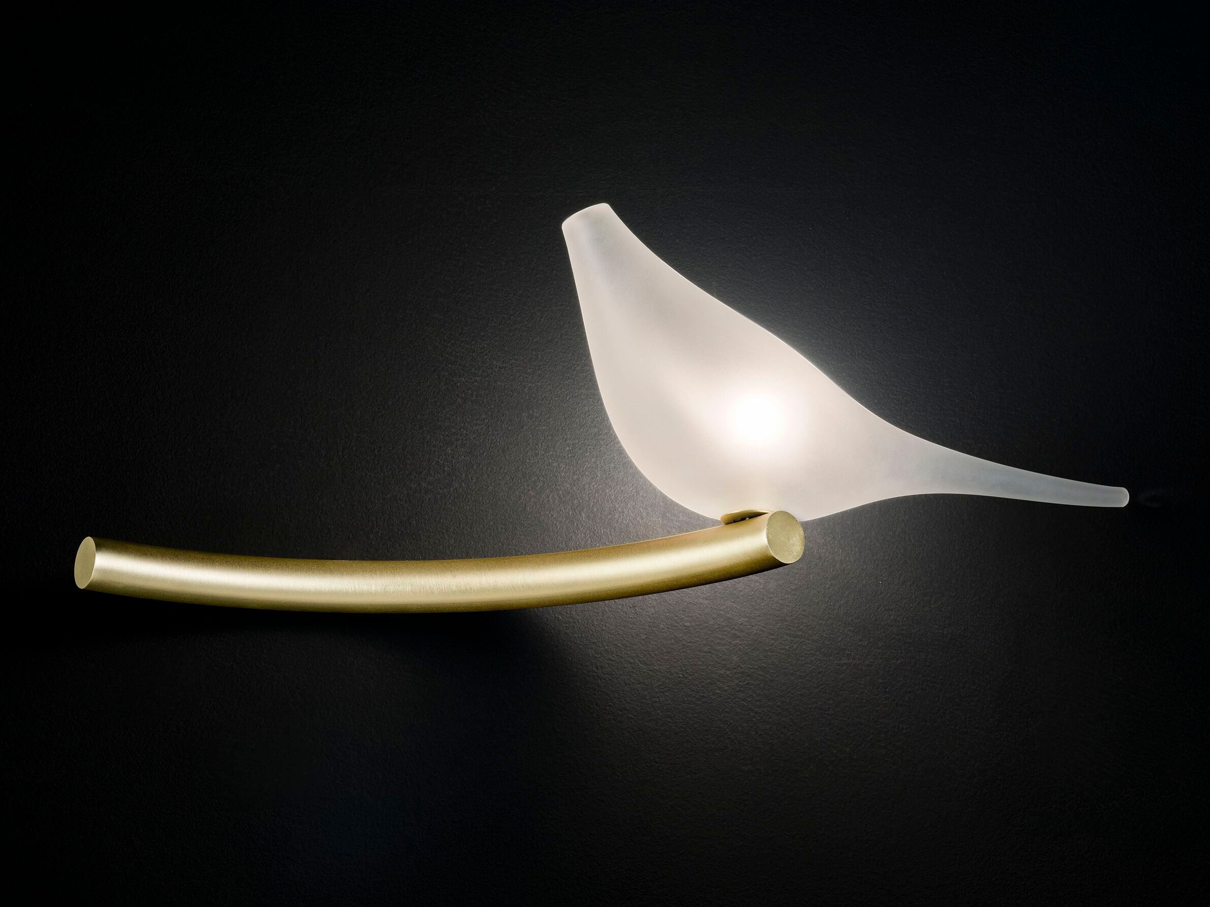 Настенный светильник ручной работы из дутого стекла MULTIFORME Light Of Love ARCH-00039636