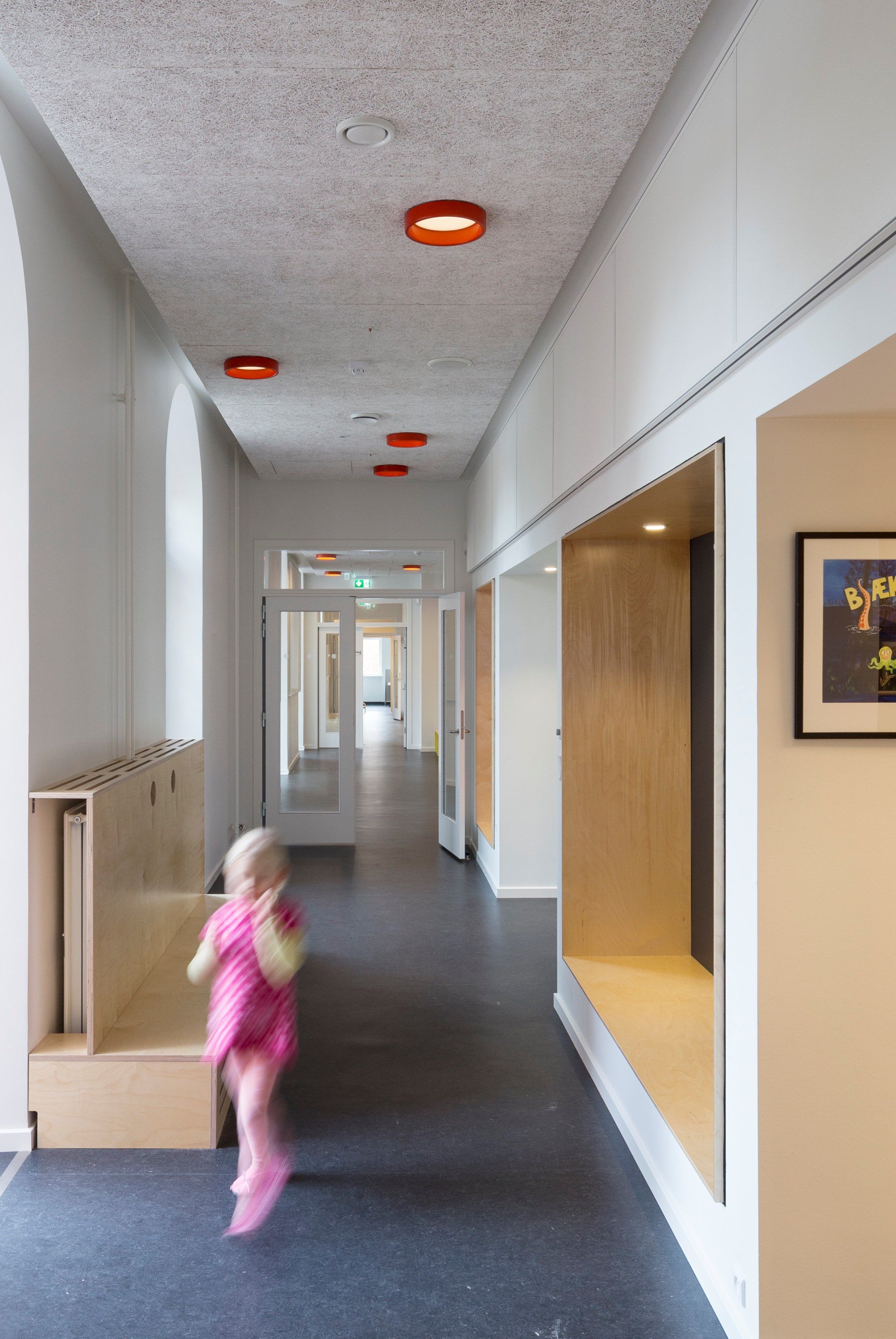 Светодиодный потолочный светильник Louis Poulsen LP CIRCLE ARCH-00054485 - Вид №10