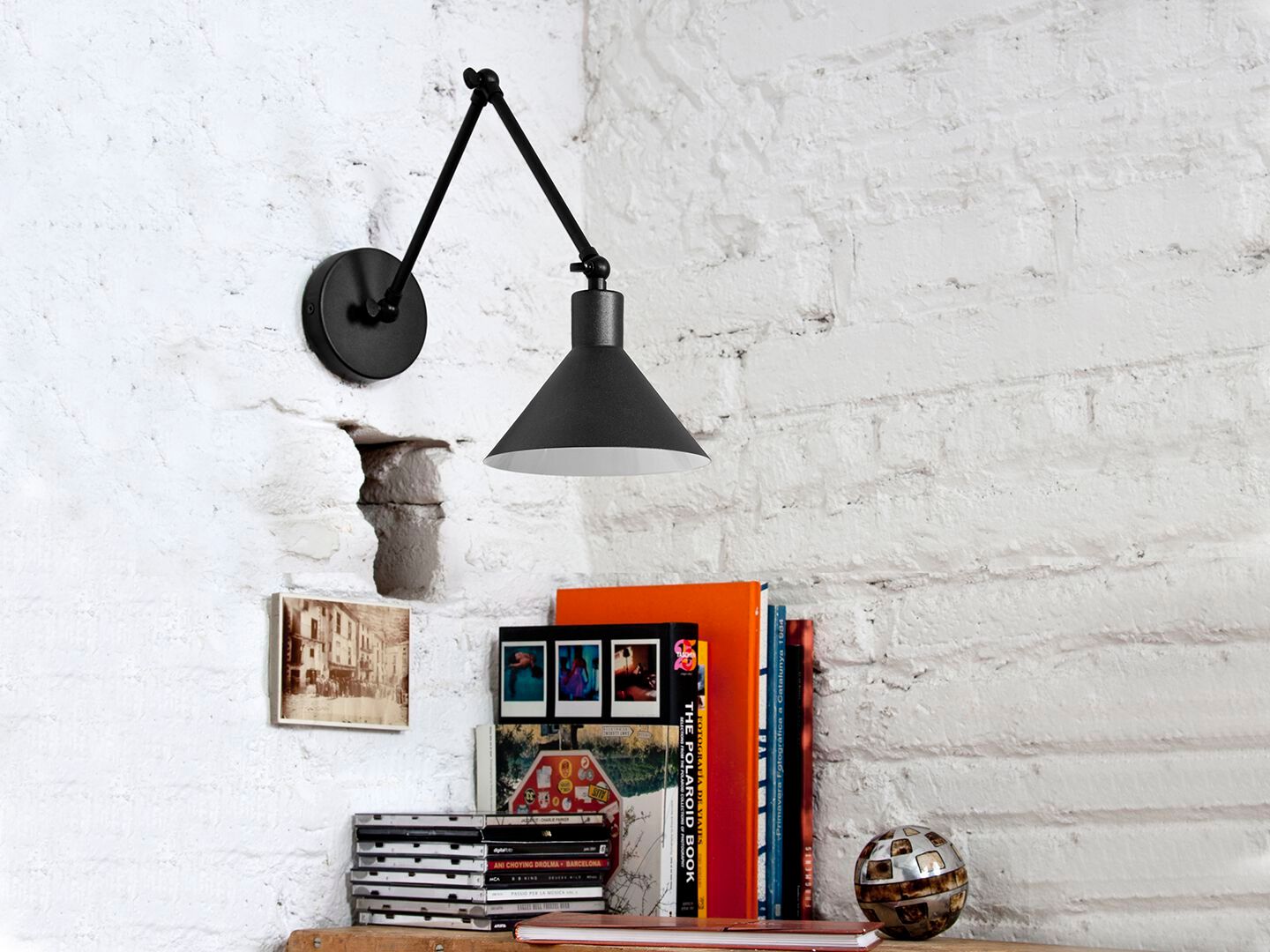 Регулируемый металлический настенный светильник с гибким кронштейном luxcambra Capuchina ARCH-00086767 - Вид №1