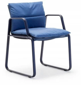 Andreu World Садовый стул из стали с подлокотниками Aire outdoor