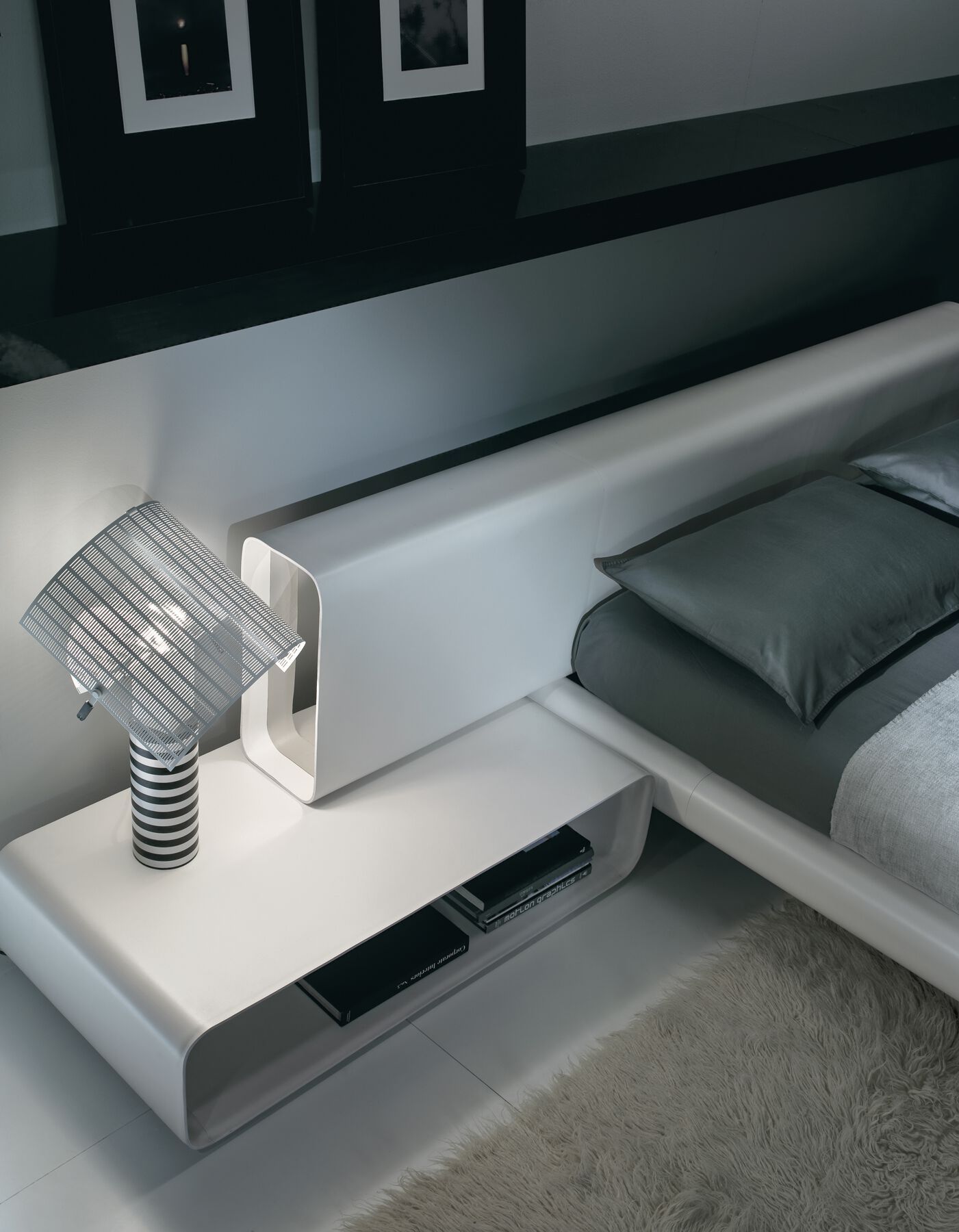 Кожаная двуспальная кровать со встроенными тумбочками i 4 Mariani ARCH-00083569 - Вид №6