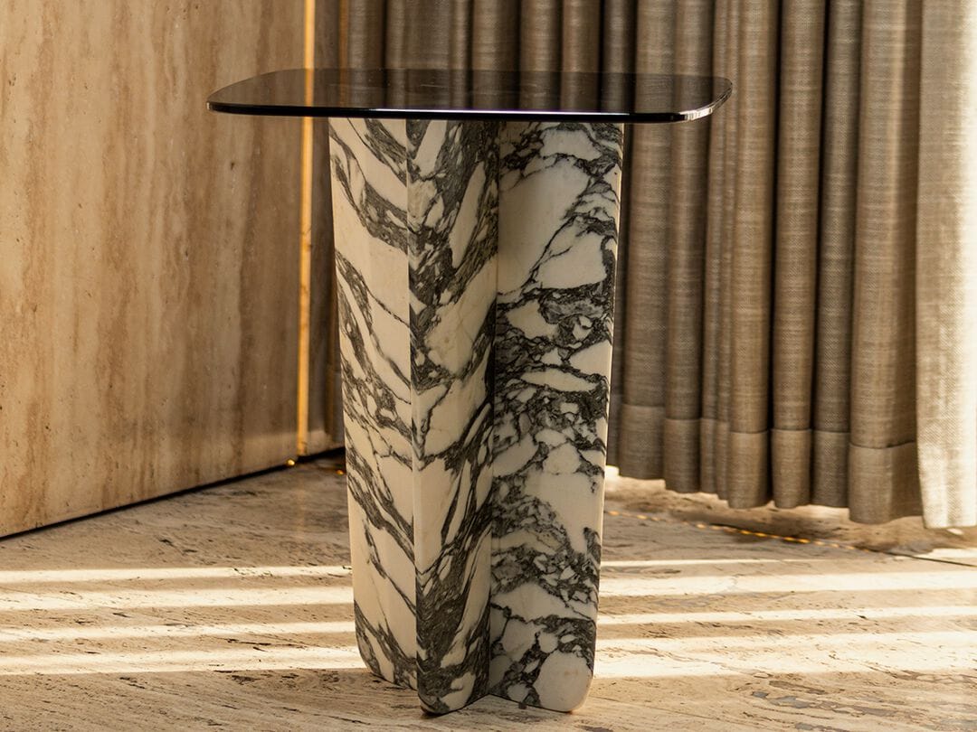 Квадратный мраморный журнальный столик Maami Home Quina ARCH-00112515