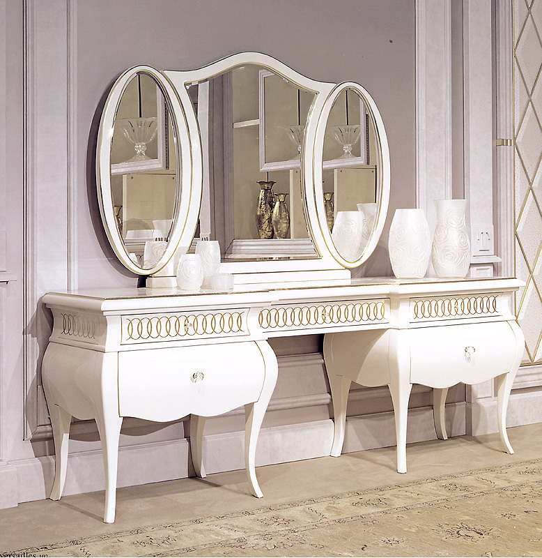 Туалетный столик  TURRI TC043 Versailles