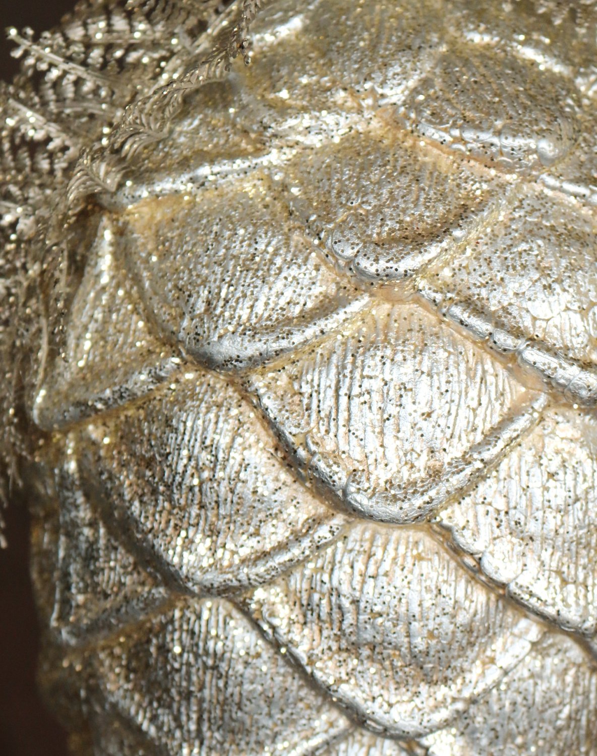 8770 394 a3 Искусственные шишки с листьями, real touch, 17см, шампанское-камели H-andreas 