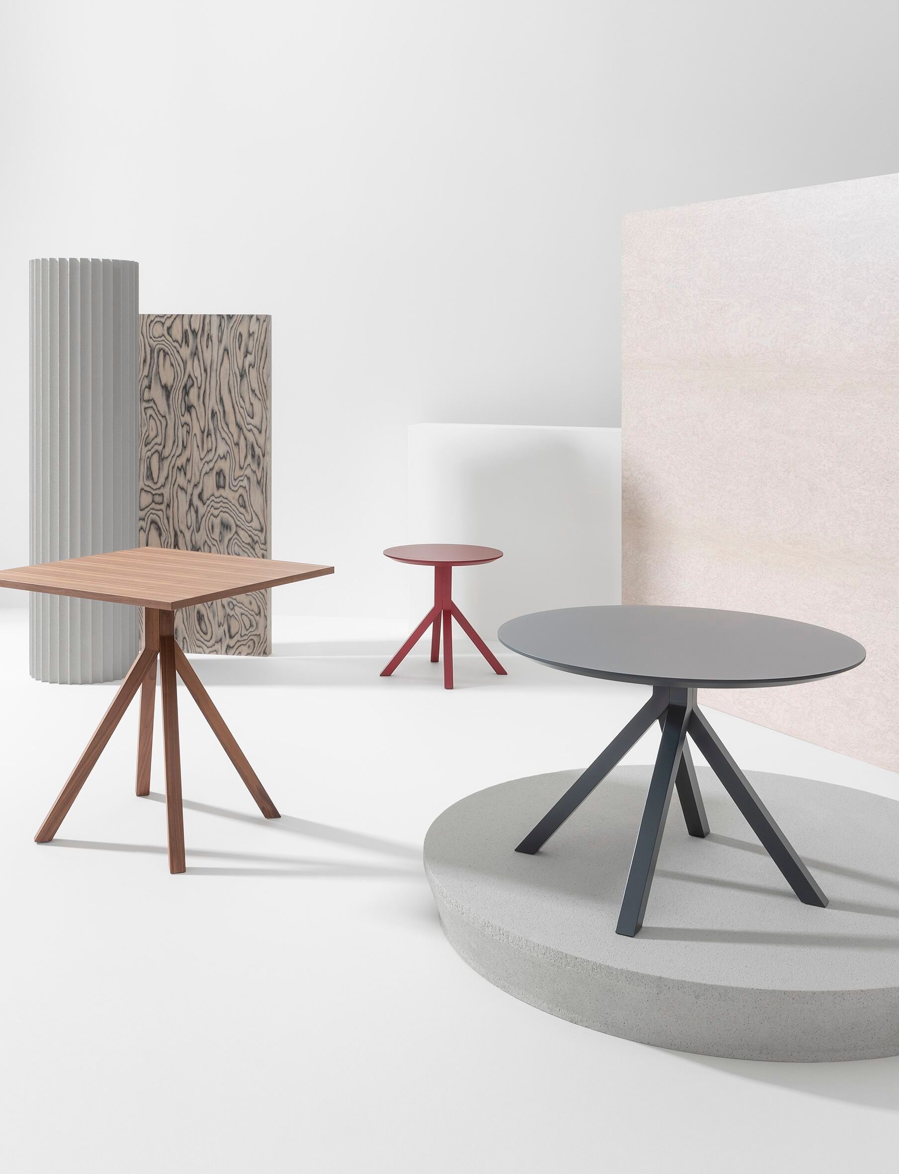 Круглый журнальный столик с каркасом из ореха или бука Billiani Grapevine ARCH-00139782 - Вид №3