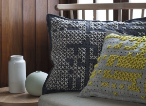 006087 Подушка Abstract Carbon 57x43 см GAN Canevas