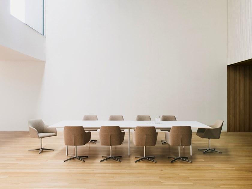 Andreu World Кресло вращающееся на 4 спицы с подлокотниками Alya So1532 - Вид №1