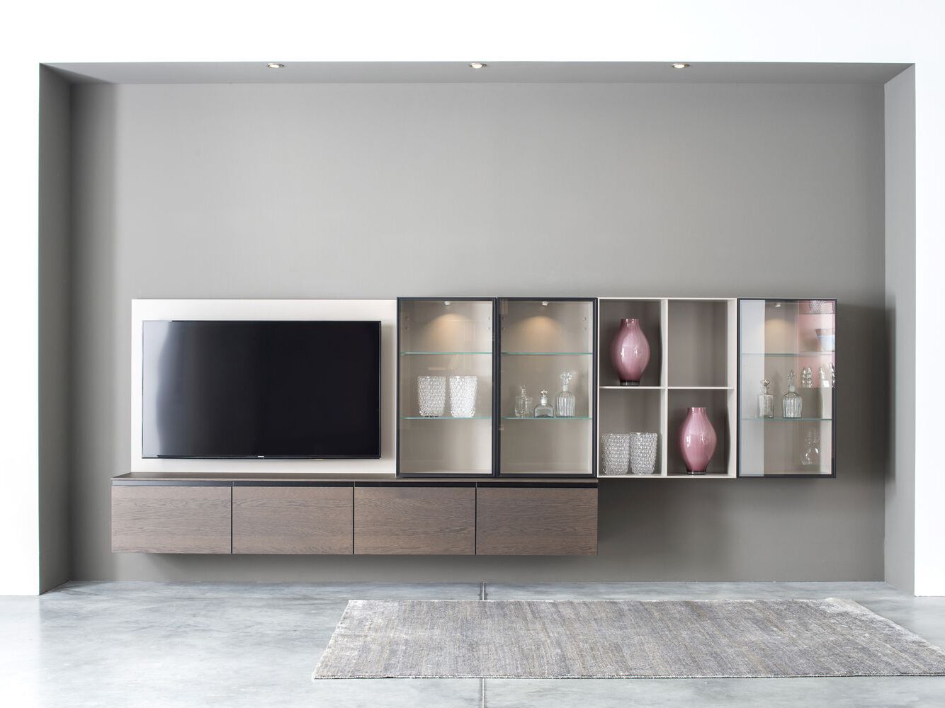 Оборудованная стена установленная с ТВ-стойкой Sudbrock Möbelhandwerk куб ARCH-00068935