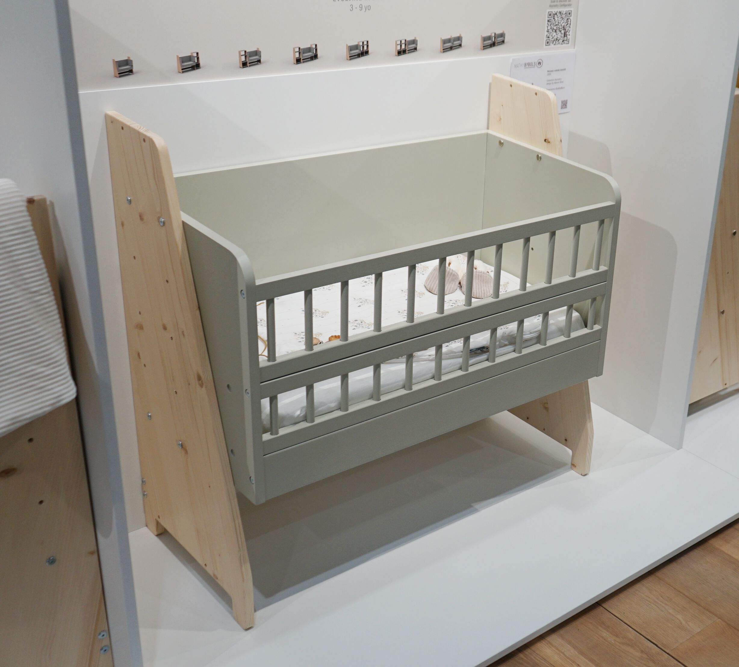 Лакированная деревянная кровать для сна Mathy by Bols ASYMETRY ARCH-00052185 - Вид №13