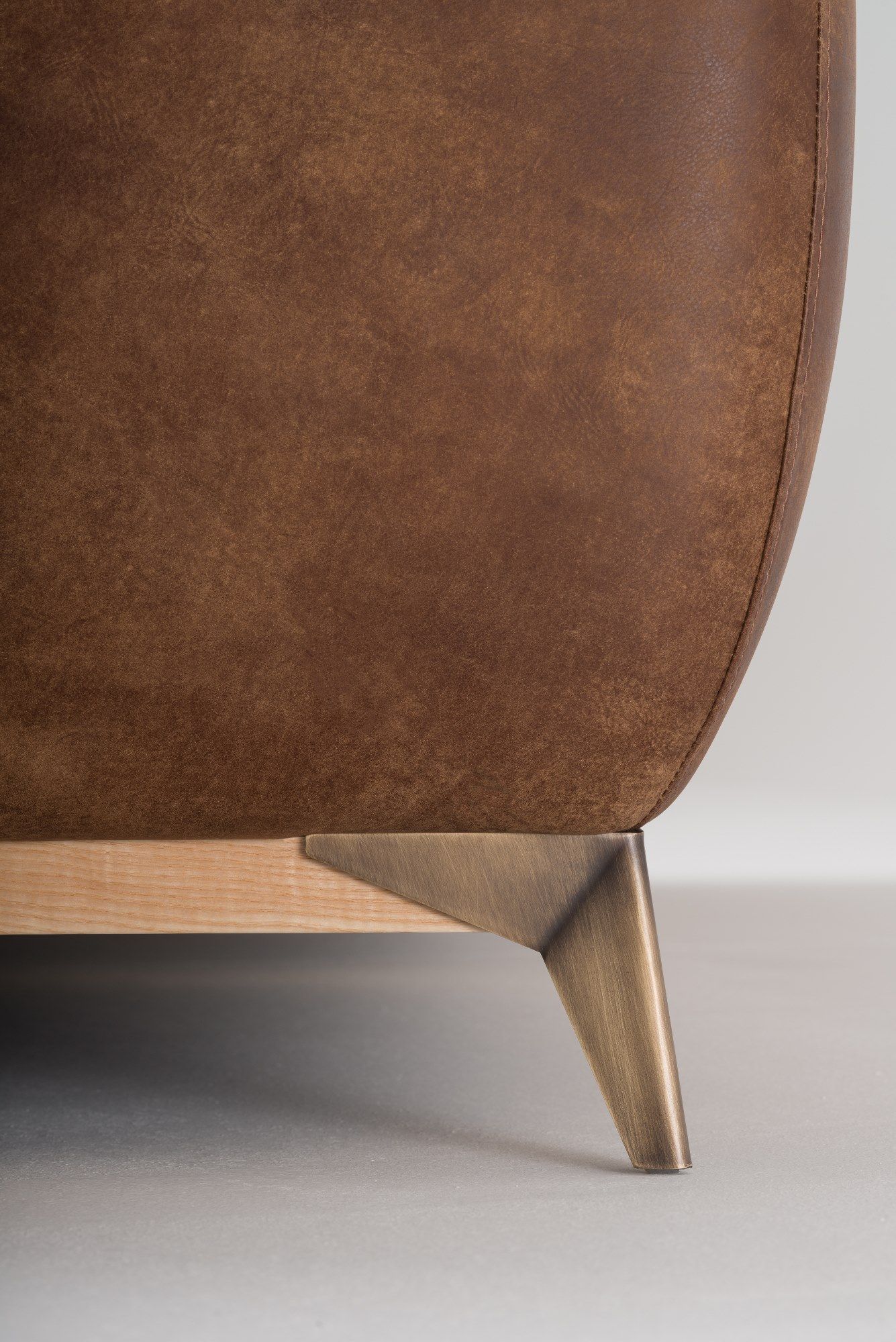 Диван из хлопка и кожи Mantellassi 1926 COUCH ARCH-00012775 - Вид №2