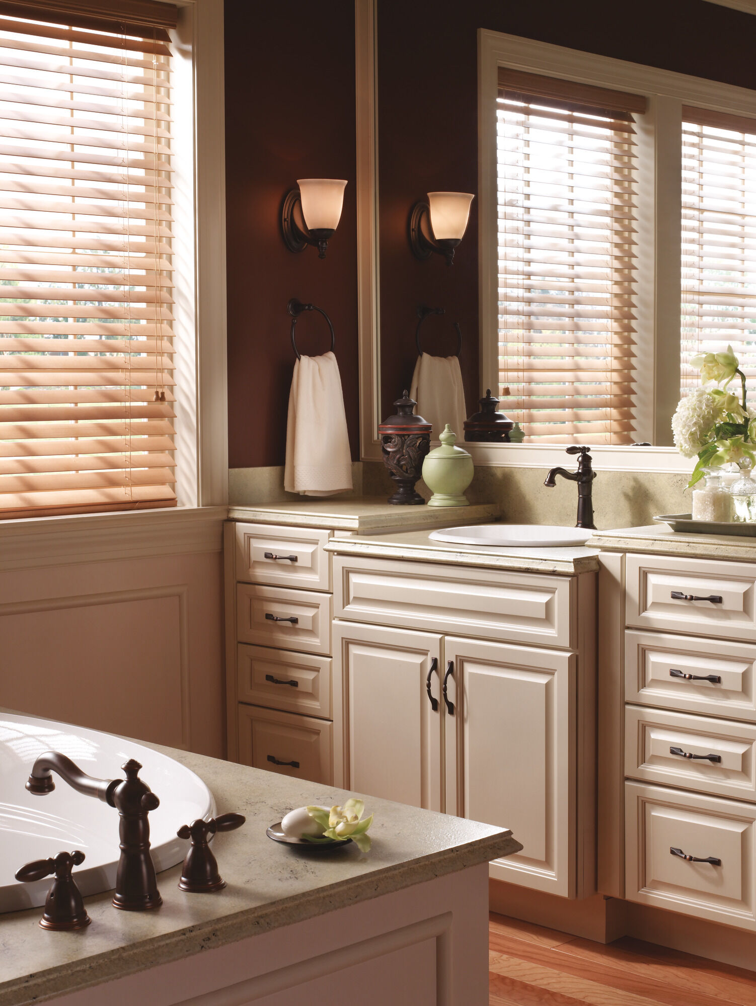 75046-RB Кольцо для полотенца Delta Faucet Victorian Венецианская бронза - Вид №9