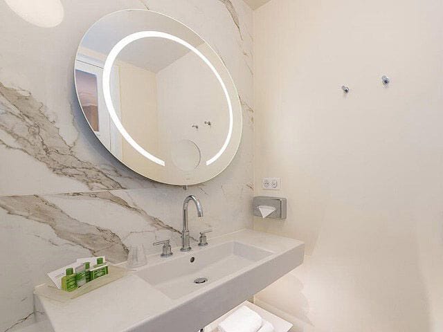 Круглое зеркало со встроенным освещением Spekkio Rotary LED ARCH-00150822 - Вид №4