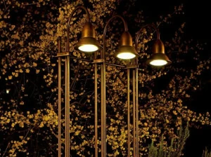 Aldo Bernardi Торшер для улицы из металла