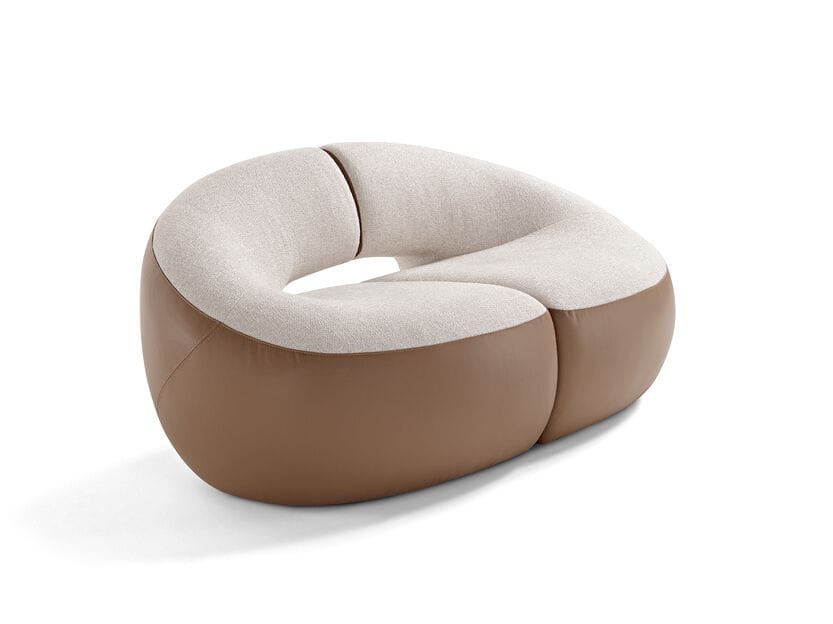 Тканевое кресло с подлокотниками и кожей Max Divani ABBRACCI ARCH-00067523