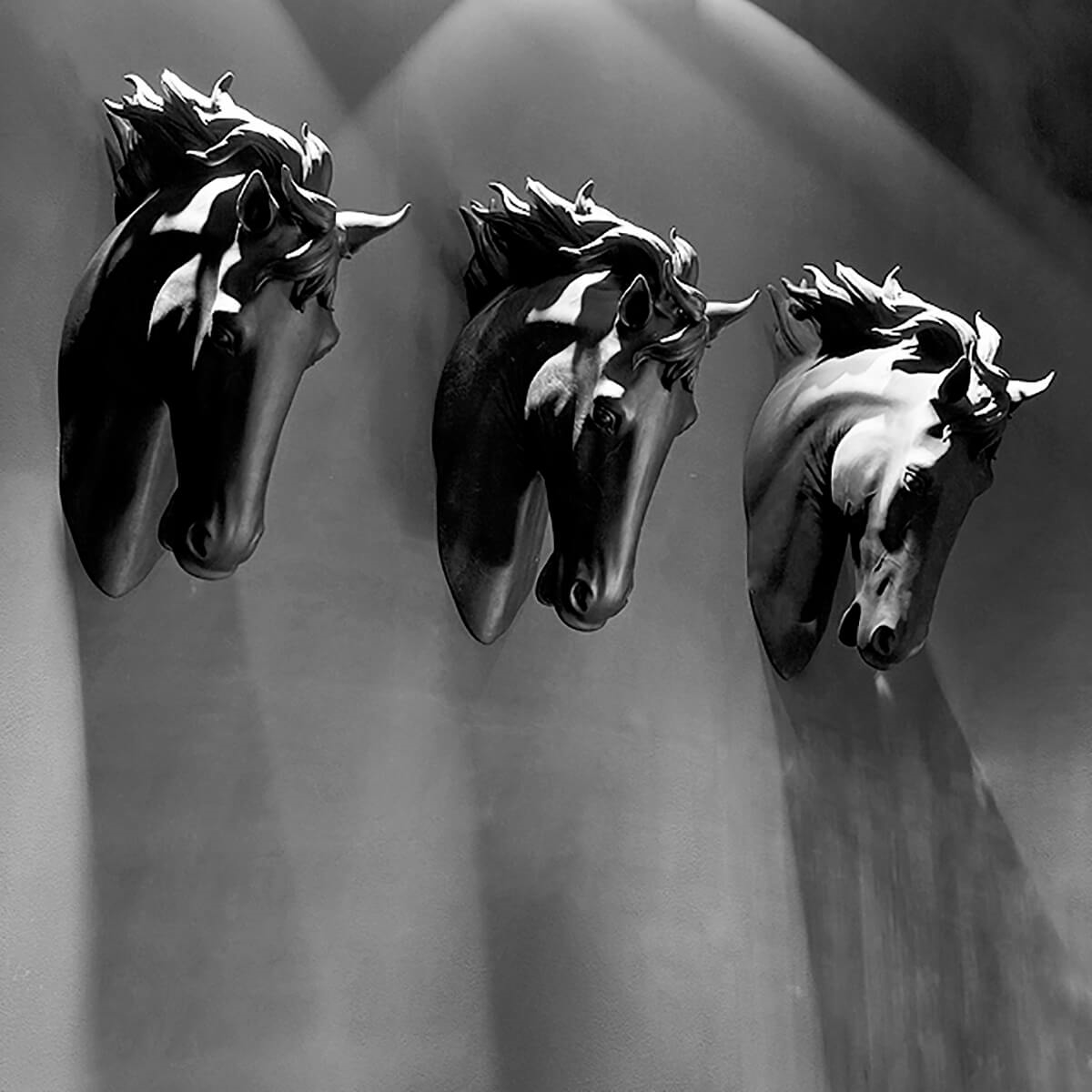 600241-BT ABHIKA ЛОШАДЬ НА ПОДВЕСКЕ BISC. BLACK MAT  - Вид №3