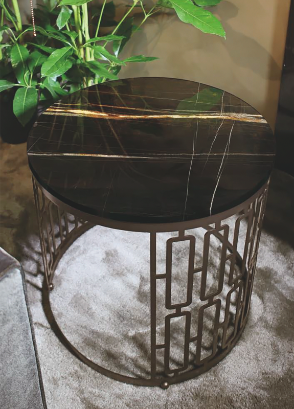 Столик  REDECO 3071 