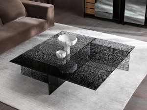 Квадратный стеклянный журнальный столик