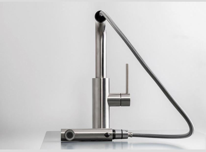 Super Inox Смеситель для кухни из нержавеющей стали, устанавливаемый на столешнице, с вытяжным душем Dylan 0010028x - Вид №1