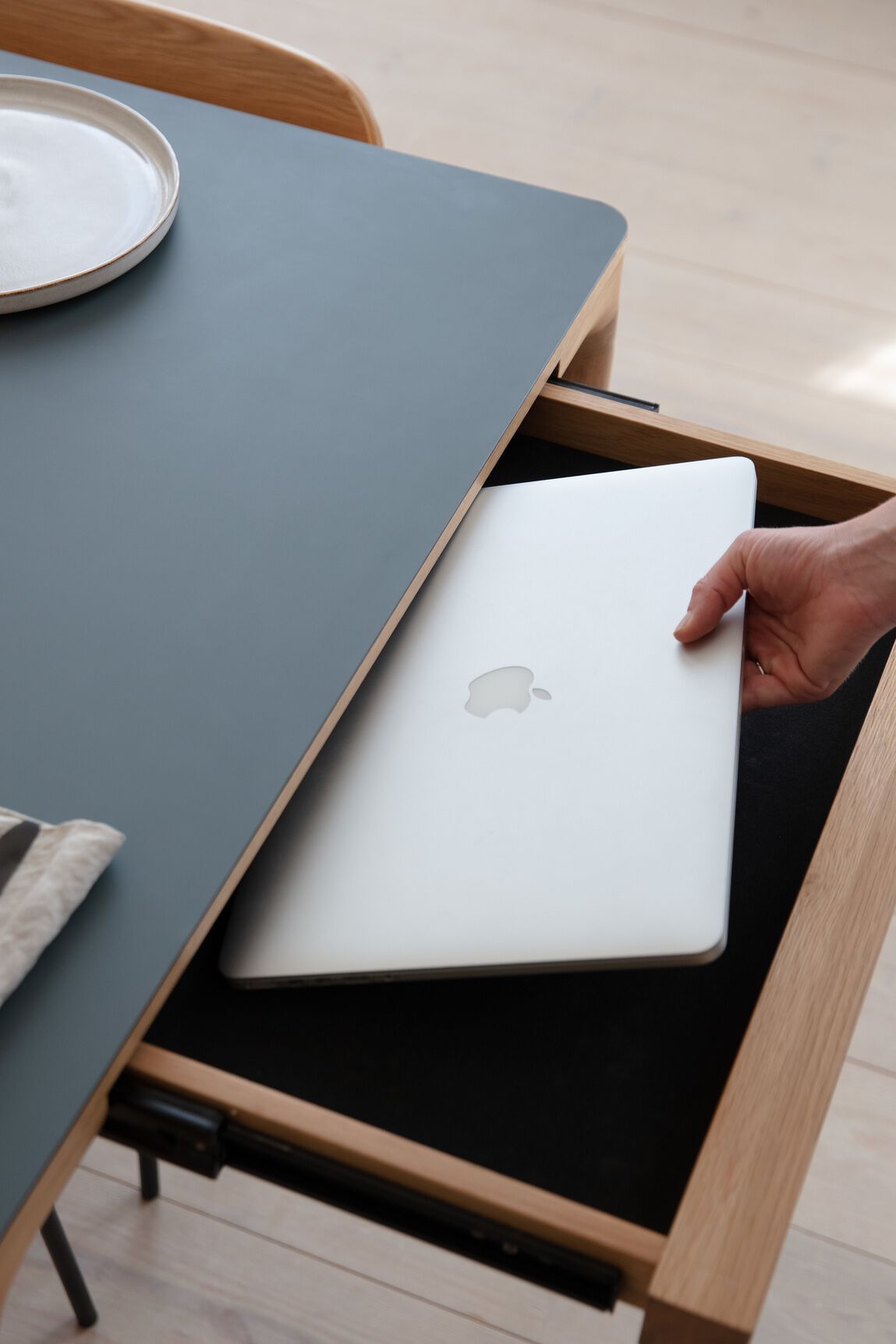 Прямоугольный стол из дерева и Fenix-NTM® с ящиками UMAGE Heart'n'Soul ARCH-00109104 - Вид №6