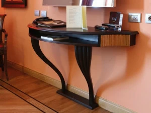 Arnaboldi Interiors Деревянная консоль в виде полумесяца с полками