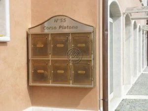 GH LAZZERINI Настенный металлический почтовый ящик