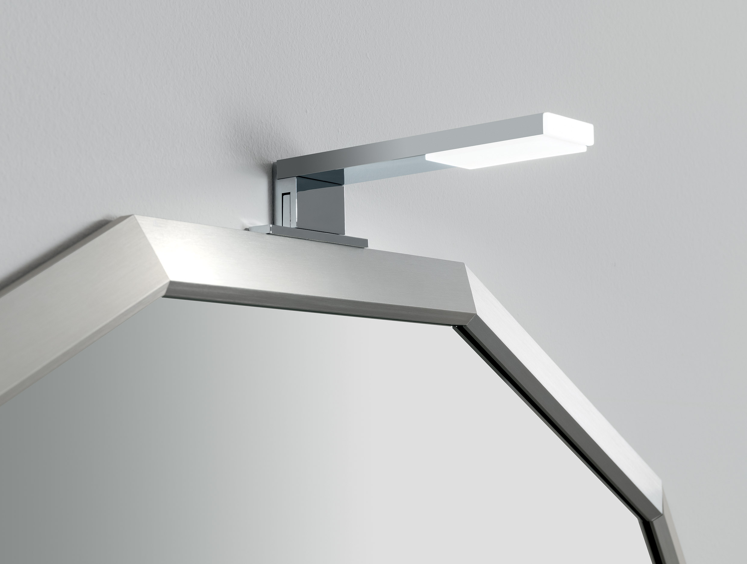 BD022 Compabit B201 2021  - Вид №5