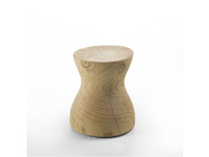 Низкий кедровый стул