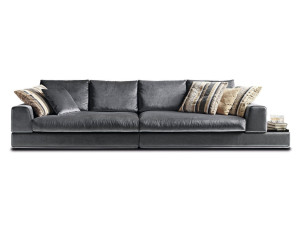 Бархатный диван