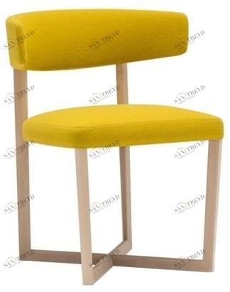 Andreu World Стул из бука с открытой спинкой Tauro So4205