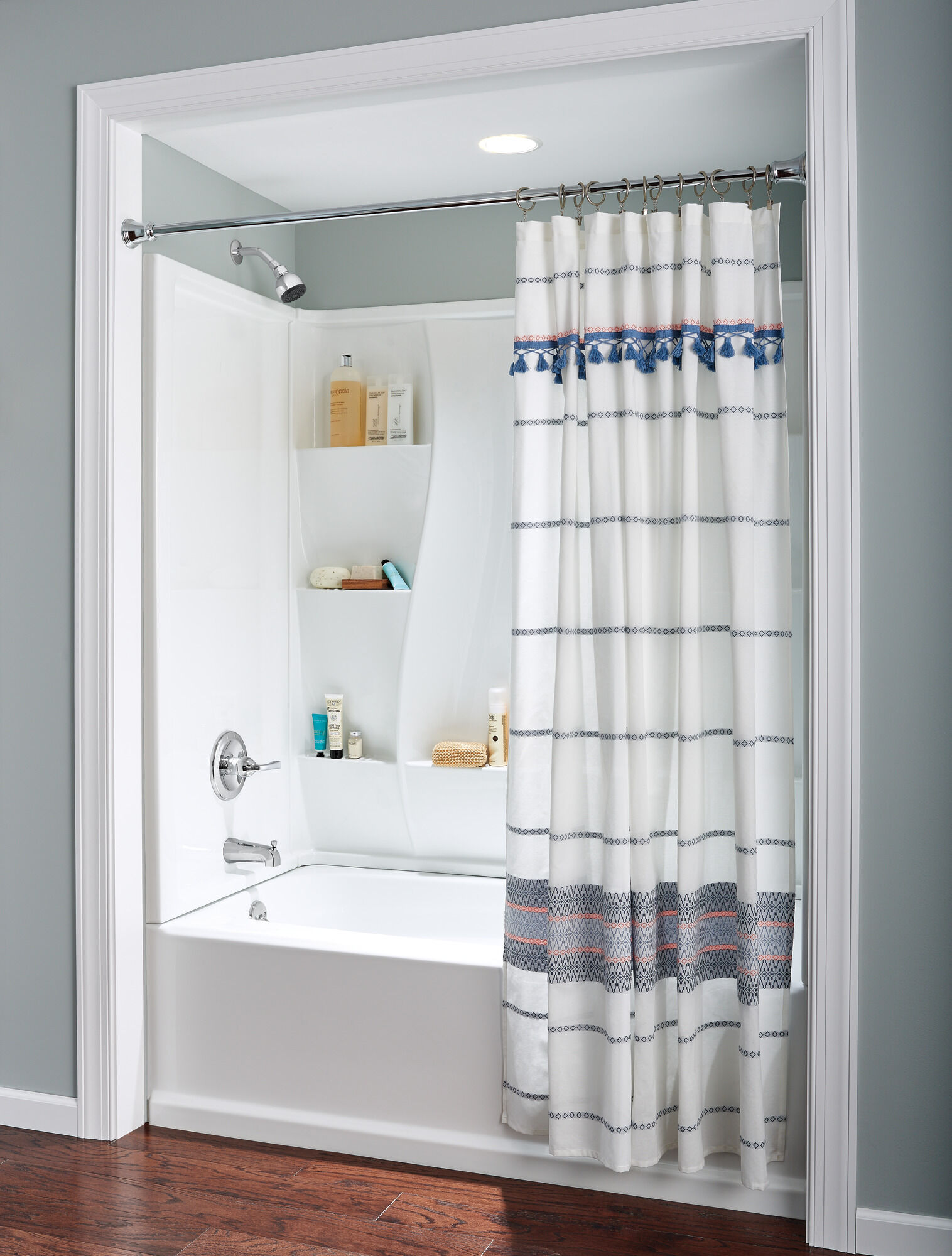 B114900C Ванна с одной ручкой и душ Delta Faucet DELTA Хром - Вид №2