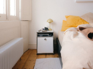 Тумбочка с ящиками