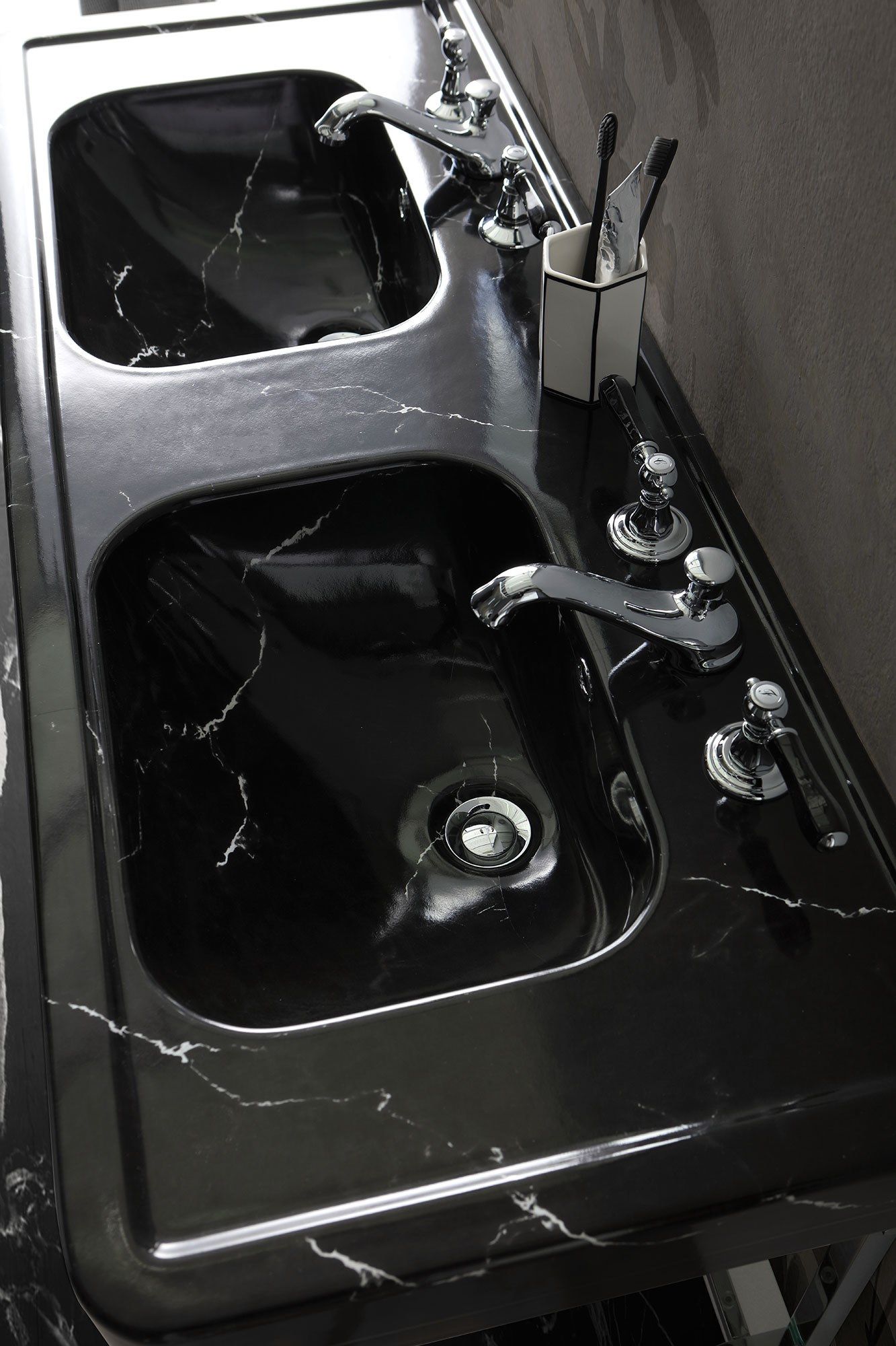 Керамическая прямоугольная подвесная раковина BLEU PROVENCE TrueColors ARCH-00040185 - Вид №8