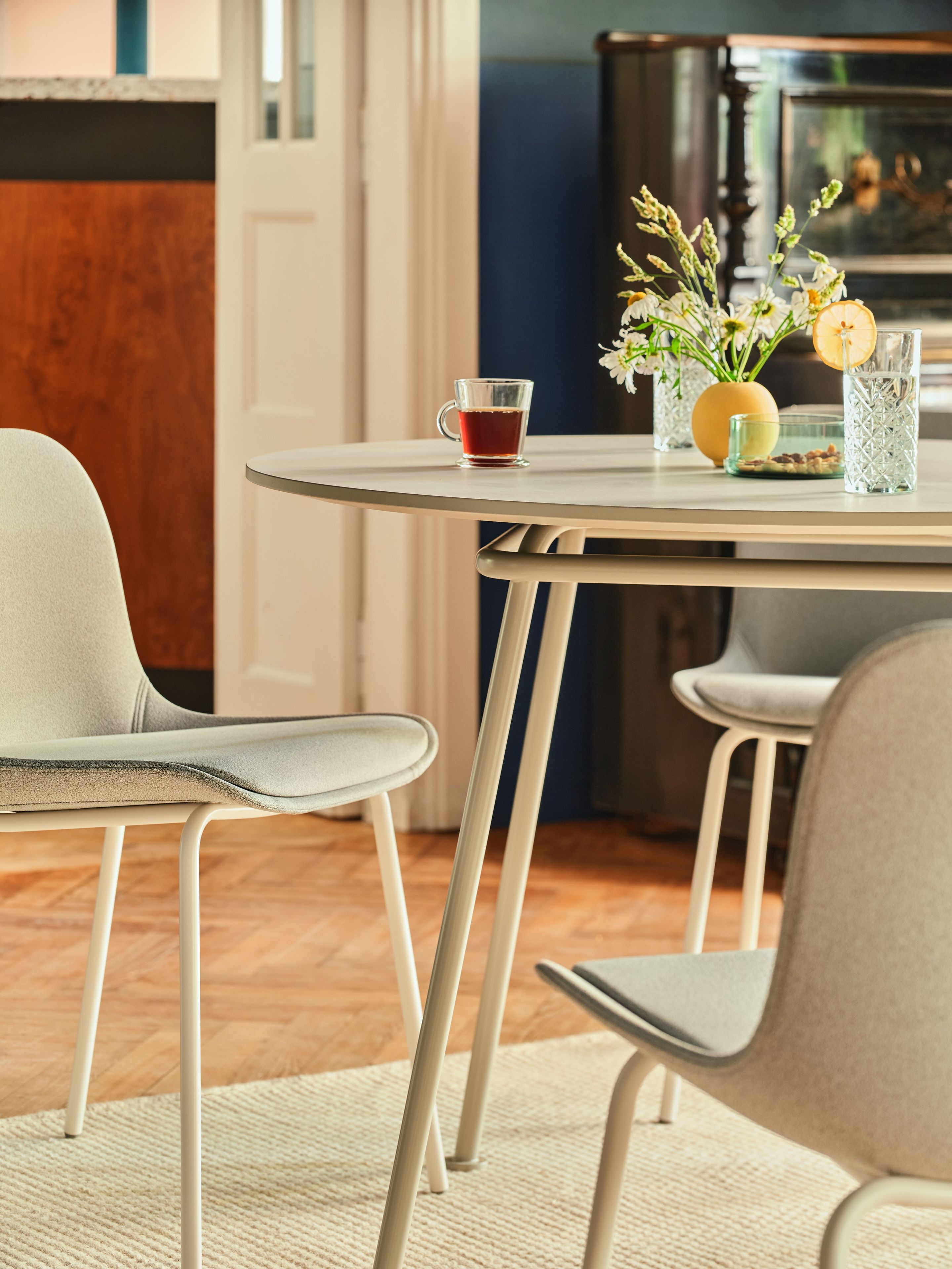 Круглый металлический обеденный стол MDD новая школа ARCH-00138146 - Вид №8