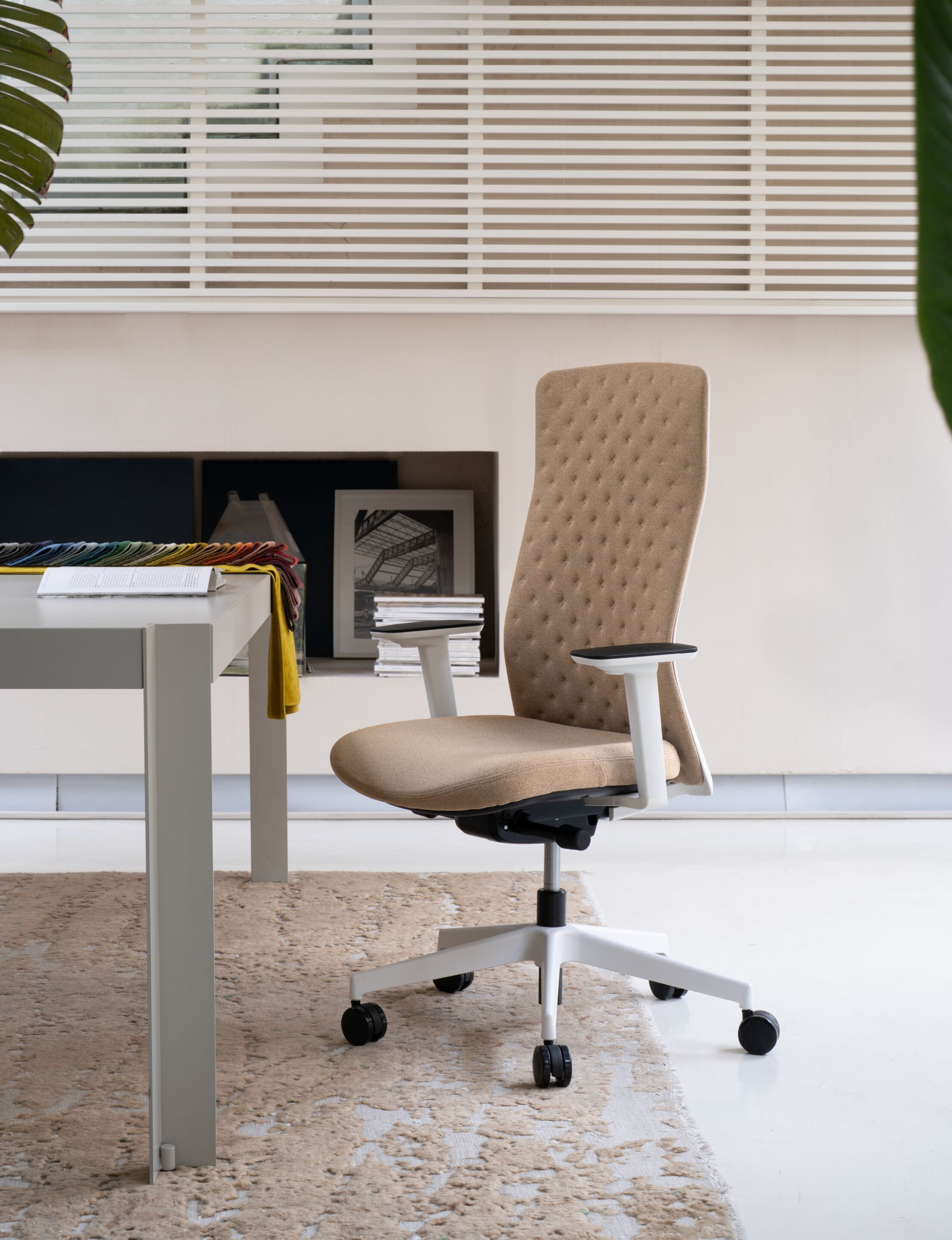 Тканевое регулируемое по высоте офисное кресло с колесами Quinti Sedute It's It ARCH-00127647 - Вид №2