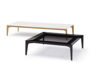 Деревянный журнальный столик для гостиной