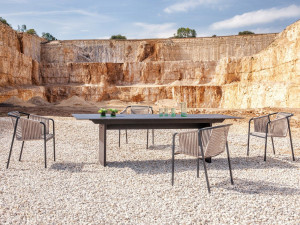 Тканевый садовый стул с подлокотниками