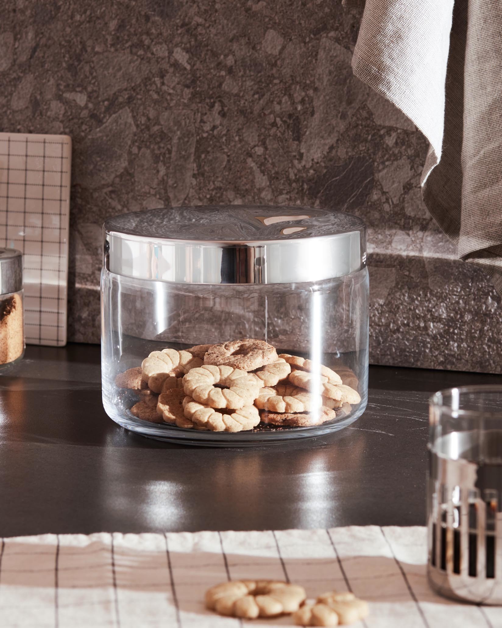 Банка для печенья Alessi Carmeta LC20 - Вид №1
