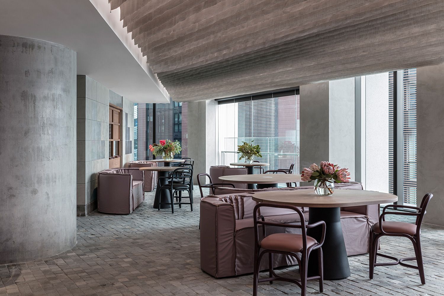 Мягкий стул из ротанга с подлокотниками EXPORMIM Fontal ARCH-00051763 - Вид №3