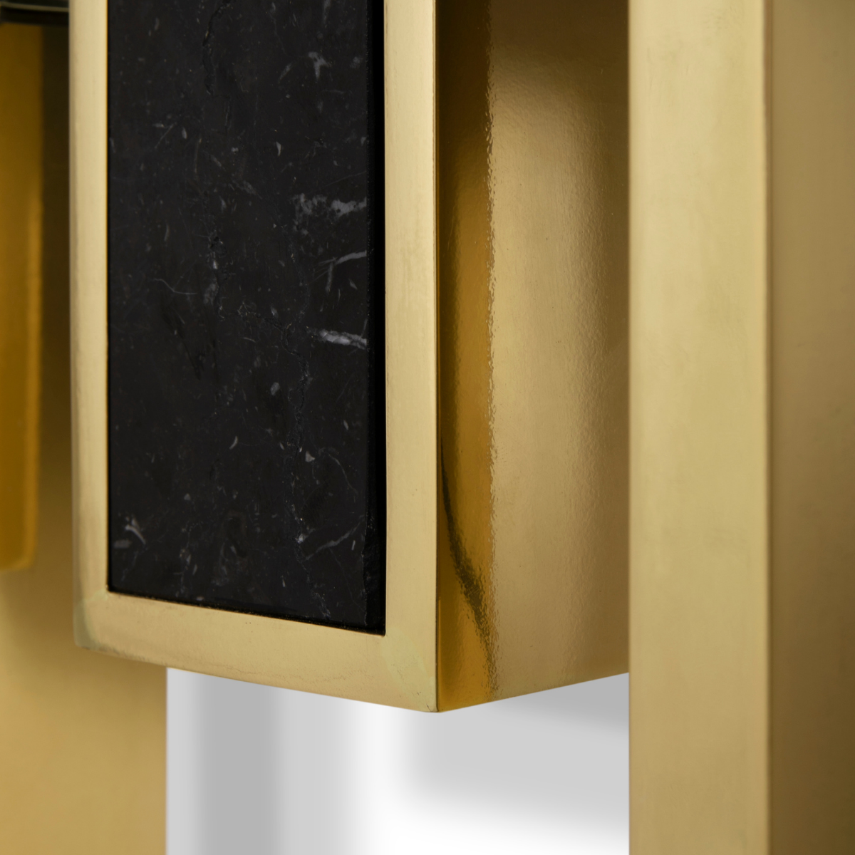 Зеркала Shield Oval Mirror Covethouse MAISON VALENTINA  - Вид №1